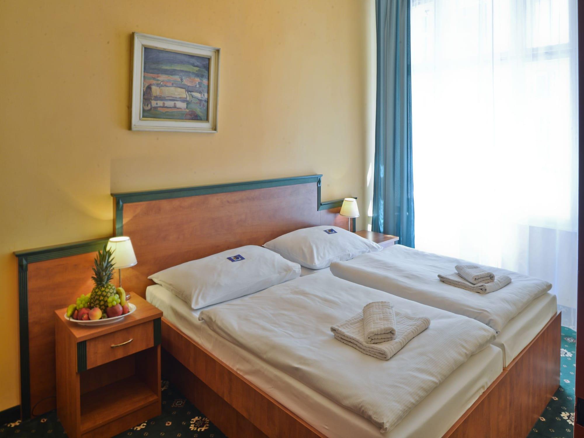 Ea Hotel Jessenius カルロヴィ・ヴァリ エクステリア 写真