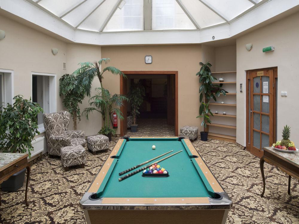 Ea Hotel Jessenius カルロヴィ・ヴァリ エクステリア 写真
