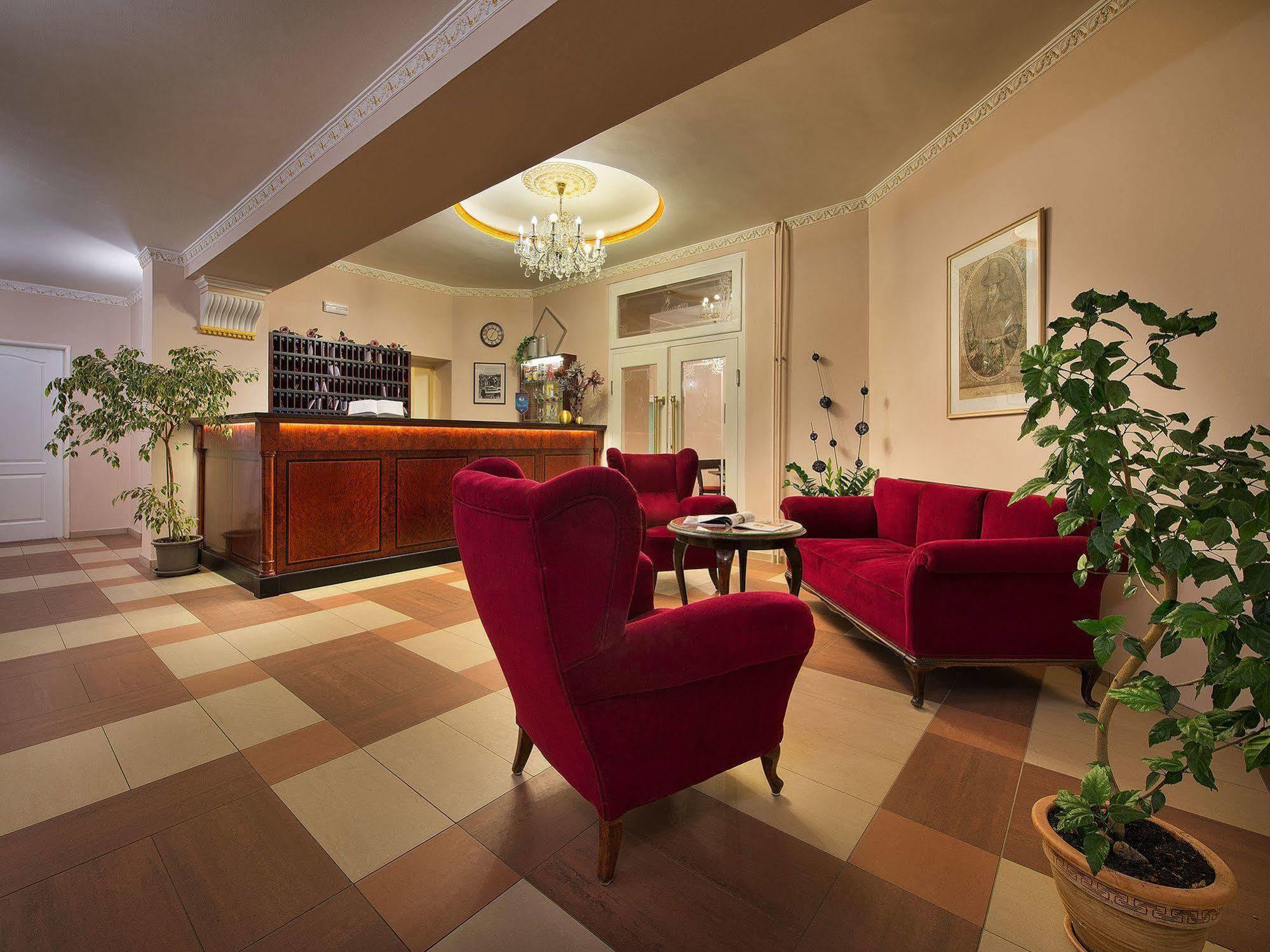 Ea Hotel Jessenius カルロヴィ・ヴァリ エクステリア 写真